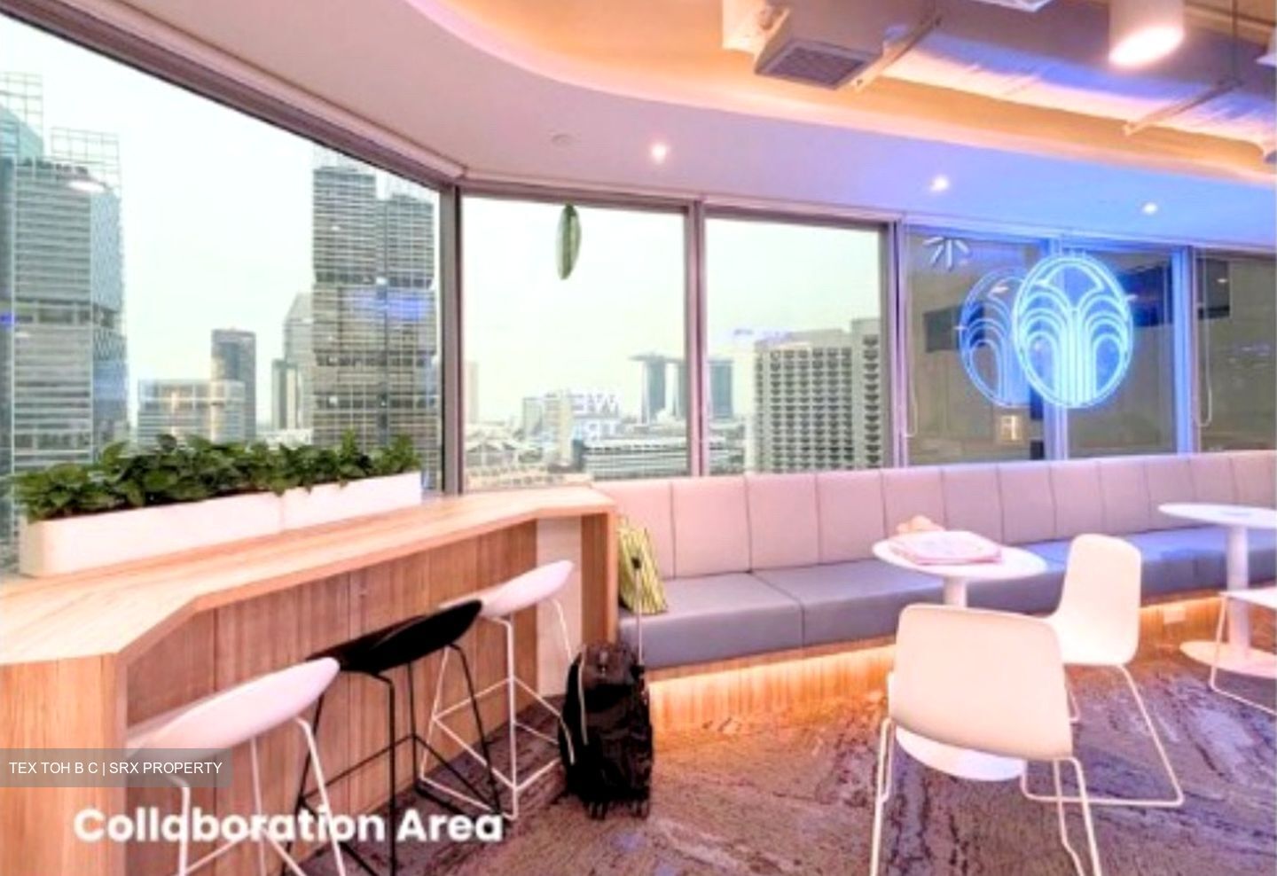 Odeon Towers (D7), Office #448384301